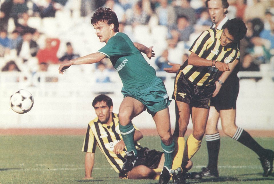 1998 – Warzycha is the first scorer | pao.gr