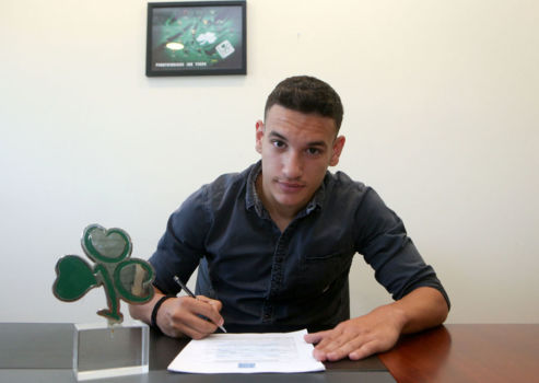 Επέκτεινε το συμβόλαιό του ο Εμμανουηλίδης | pao.gr