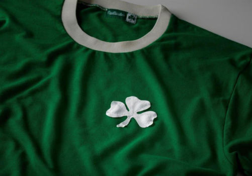 Η φανέλα του Γουέμπλεϊ στο Charity Idols | pao.gr