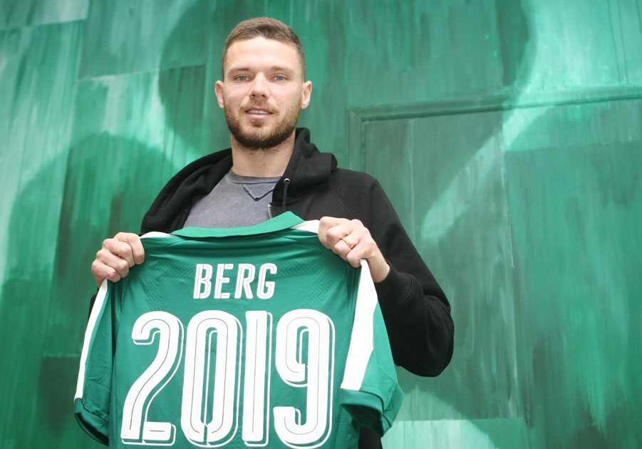 The Swedish striker signed today | pao.gr