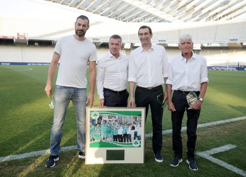 Η ΠΑΕ Παναθηναϊκός βράβευσε την πρωταθλήτρια ομάδα βόλεϊ | pao.gr