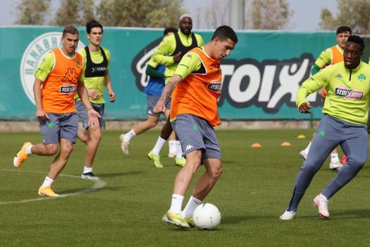 Προπόνηση και αποστολή για τον αγώνα play off με τον Άρη | pao.gr