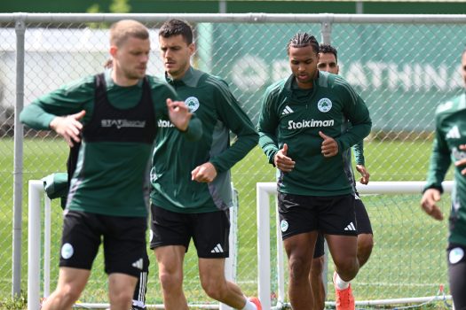 Προπόνηση σε δύο γκρουπ | pao.gr