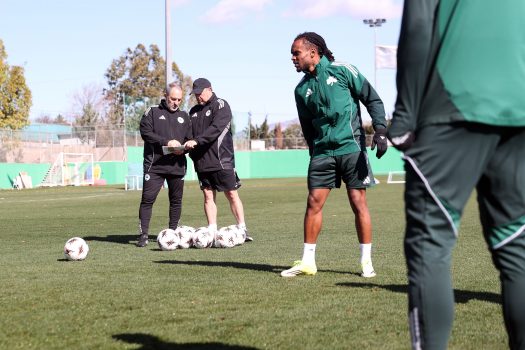 Προπόνηση κι αποστολή για τη ρεβάνς κόντρα στη Μπέτις | pao.gr